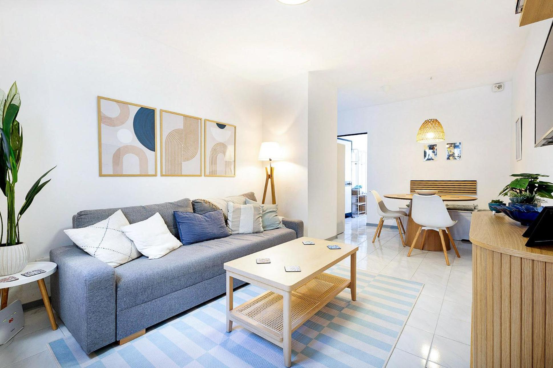 Spacious 2Br Penthouse With A Large Front-Terrace - Close To Bugibba Perched Beach Сейнт Полс Бей Екстериор снимка