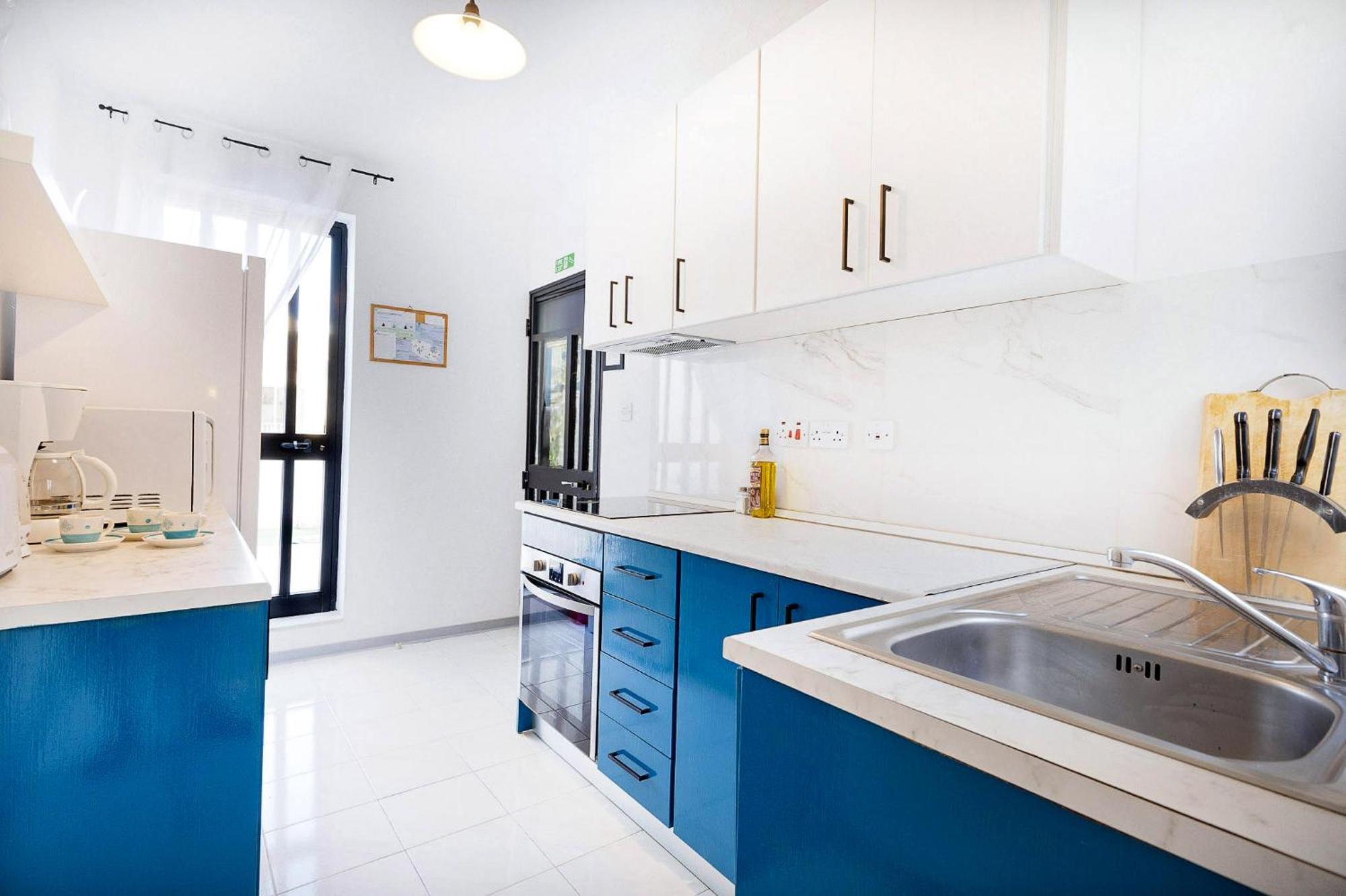 Spacious 2Br Penthouse With A Large Front-Terrace - Close To Bugibba Perched Beach Сейнт Полс Бей Екстериор снимка